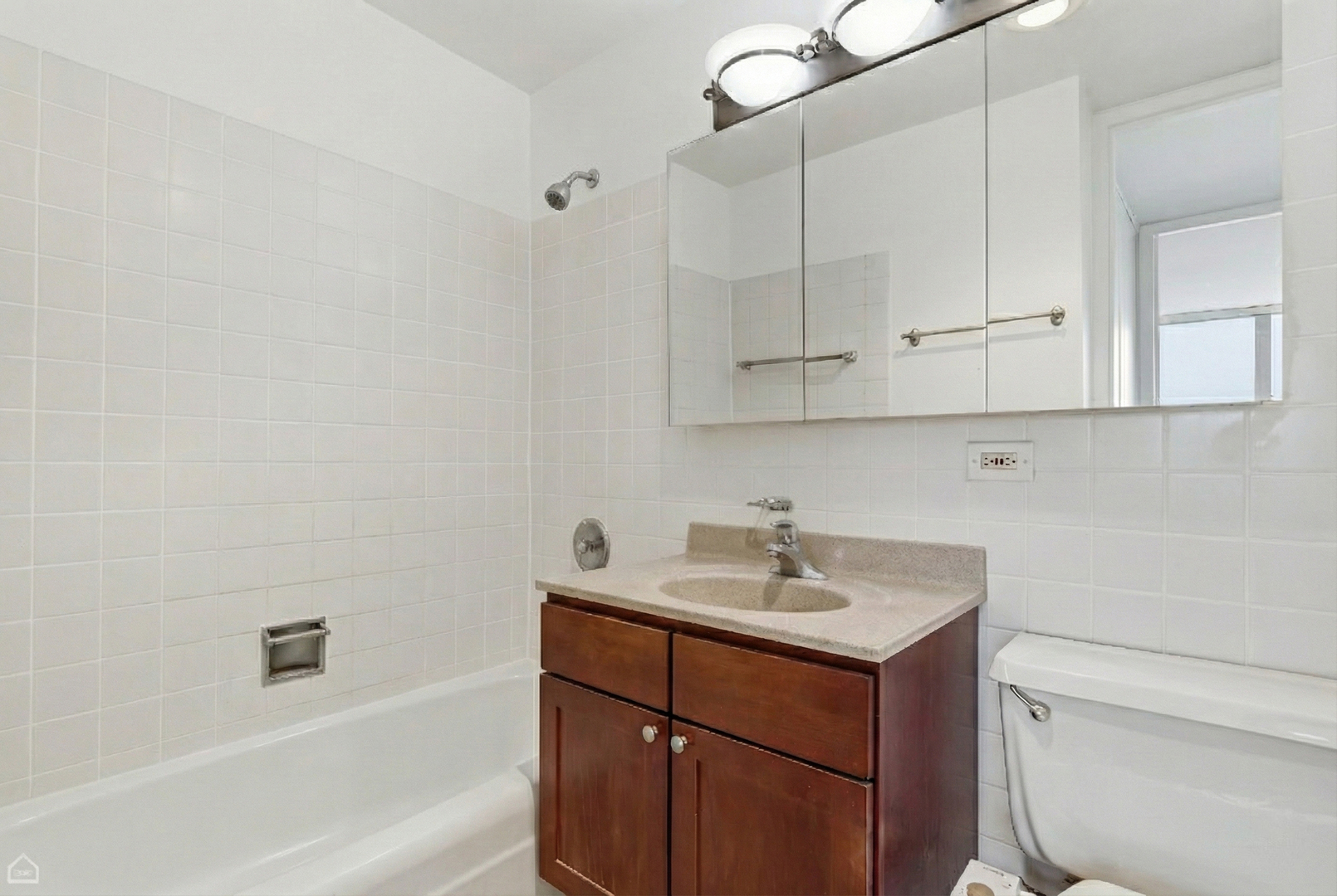 655 West Irving Park Road, Unit 3116 Chicago, IL 60613 - Photo 24 of 38