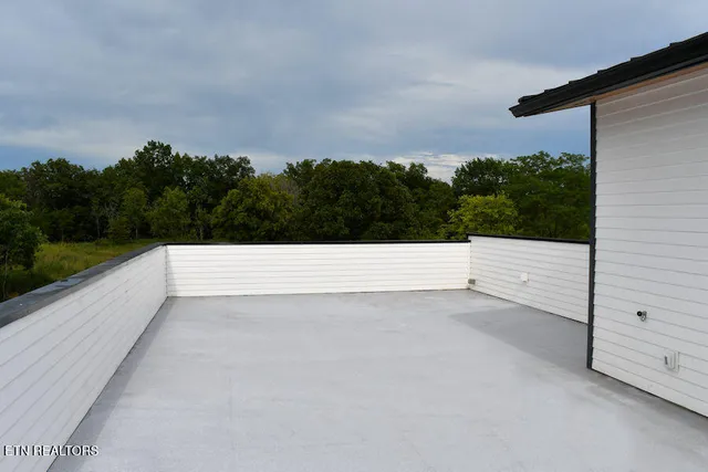 $639,000 | 206 Granite Drive, Sevierville, TN 37876