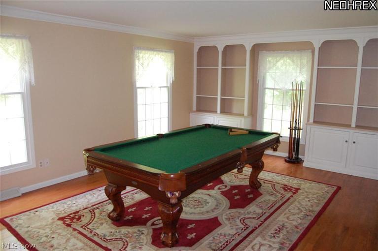 7125 Valley View Road Hudson, OH 44236 - Photo 4 of 12