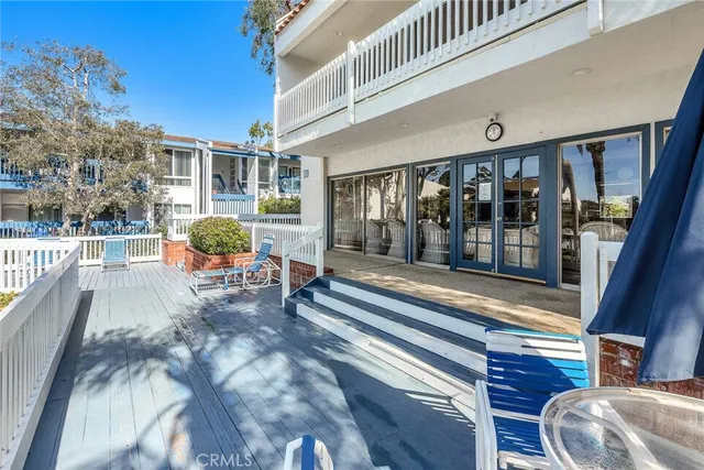 $698,000 | 649 South Prospect Avenue, Unit 103, Redondo Beach, CA 90277