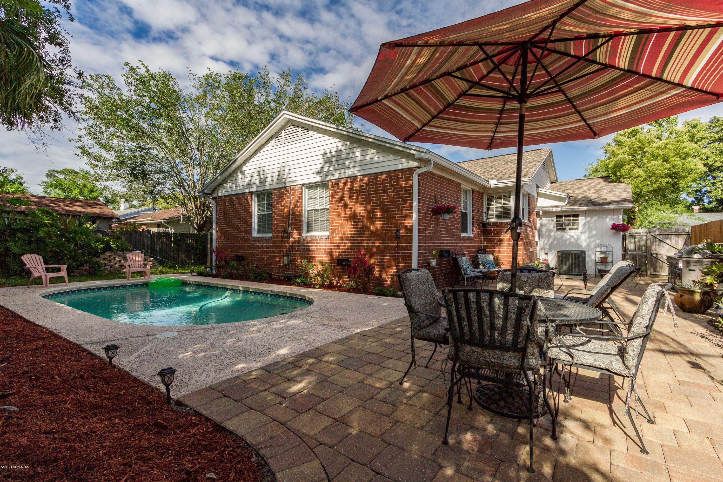 2150 Traymore Road Jacksonville, FL 32207 - Photo 1 of 39 Sparkling Pool