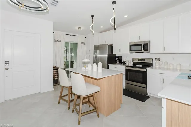 $2,495 | 5466 Double Eagle Circle, Unit 3425, Ave Maria, FL 34142