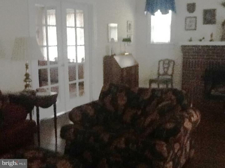 319 Lippincott Avenue Riverside, NJ 08075 - Photo 13 of 24