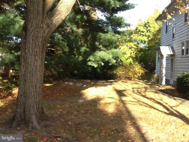 319 Lippincott Avenue Riverside, NJ 08075 - Photo 8 of 24