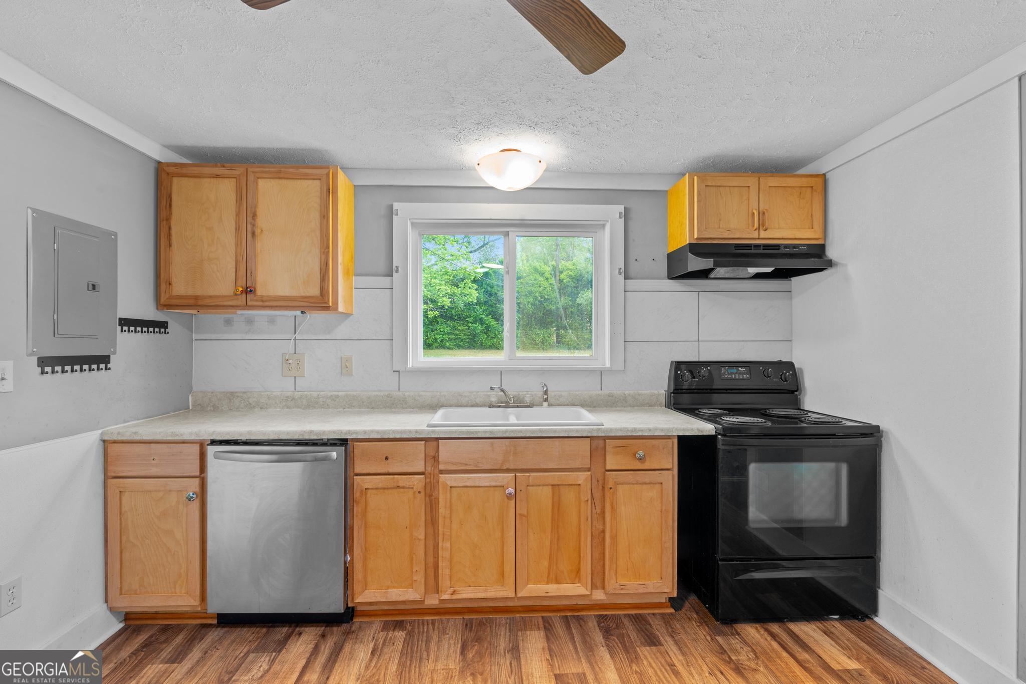 2987 Teamon Road Griffin, GA 30223 - Photo 6 of 37