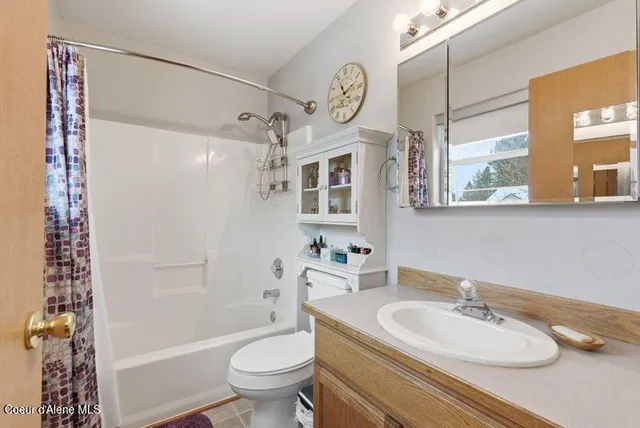 $495,000 | 7370 Macaw Lane, Rathdrum, ID 83858