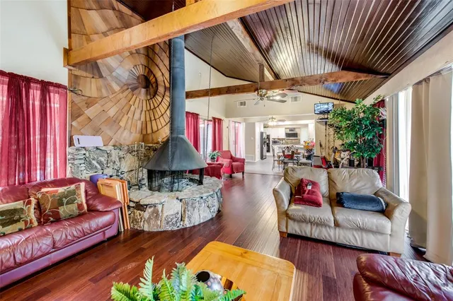 $1,200,000 | 1735 West Belt Line Road, DeSoto, TX 75115