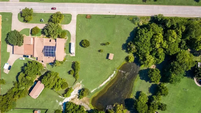 $1,200,000 | 1735 West Belt Line Road, DeSoto, TX 75115