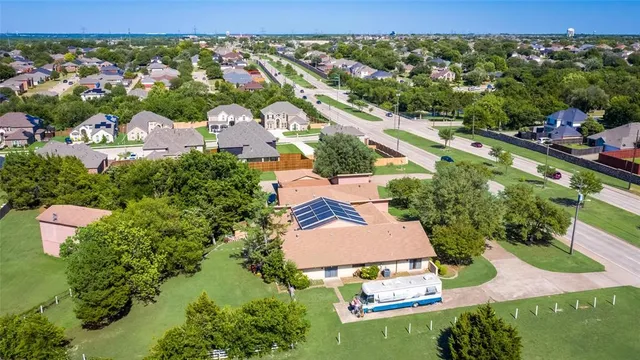$1,200,000 | 1735 West Belt Line Road, DeSoto, TX 75115