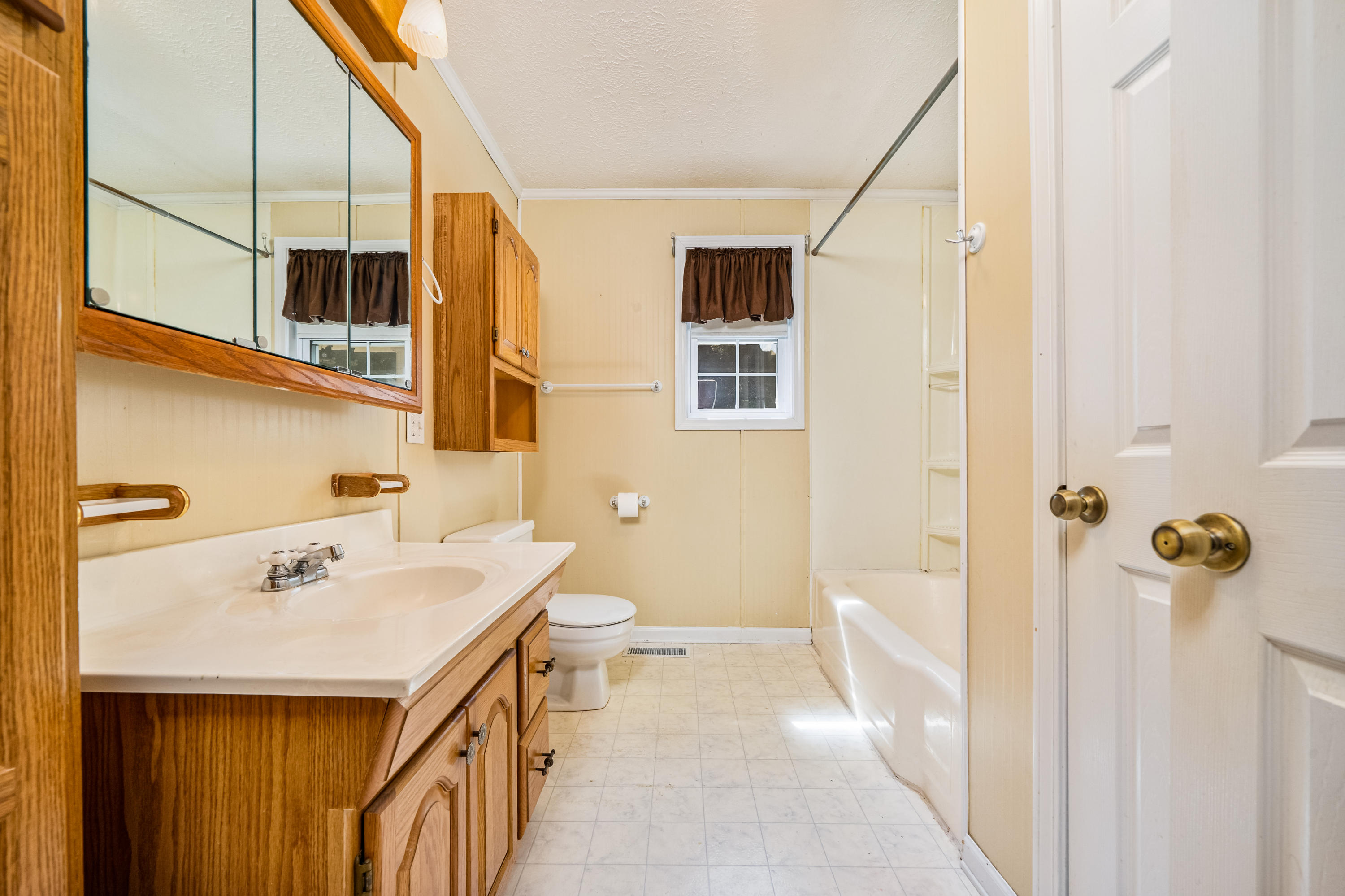 4716 Cherokee Road Jonesborough, TN 37659 - Photo 23 of 44 36