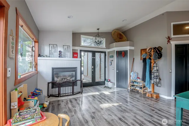 a view of a living room