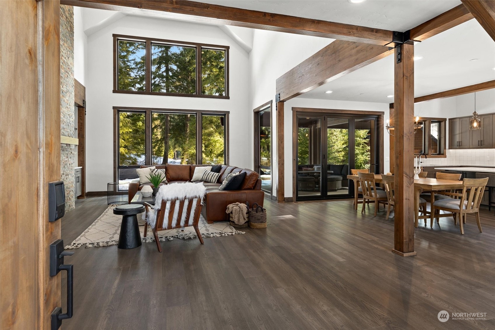 1810 Larkspur Loop Cle Elum, WA 98922 - Photo 4 of 35 a living room with furniture and a large window