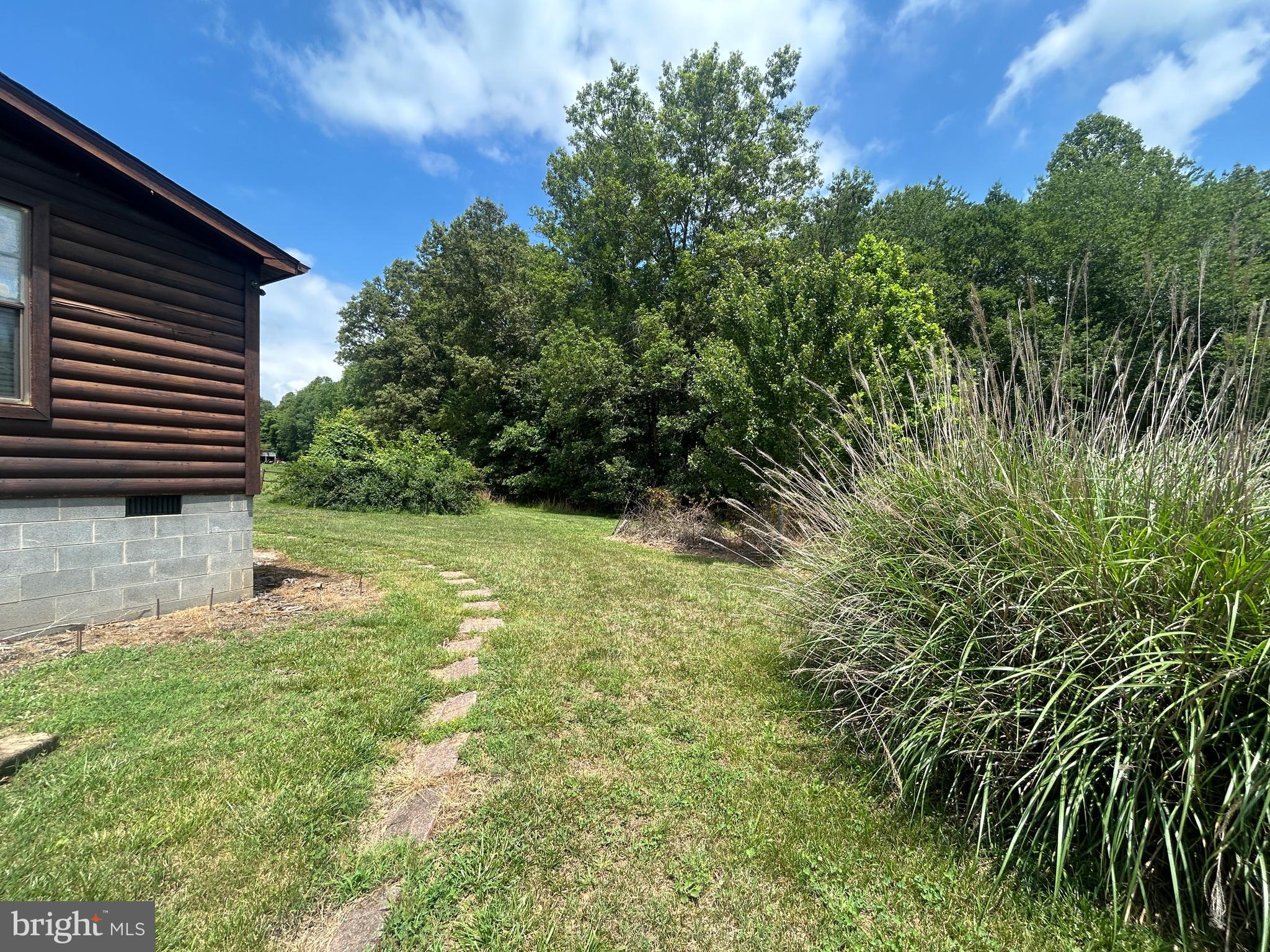 23221 Independence Road Unionville, VA 22567 - Photo 30 of 41 Yard