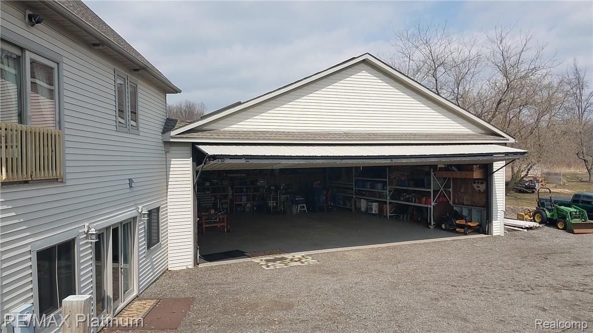 259 North Hughes Road Howell, MI 48843 - Photo 62 of 75 2018-04-11 13.11