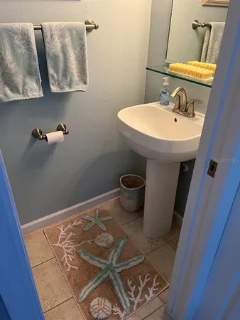 $2,700 | 828 Padua Lane, Clearwater, FL 33756