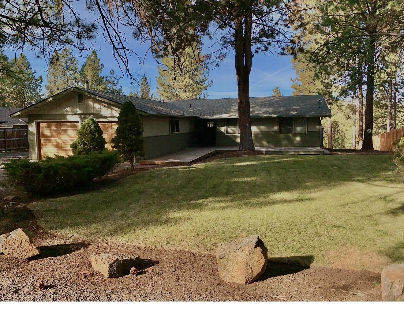 18984 Shoshone Road Bend, OR 97702 - Photo 2 of 13 IMG_3127 Jon Cohen