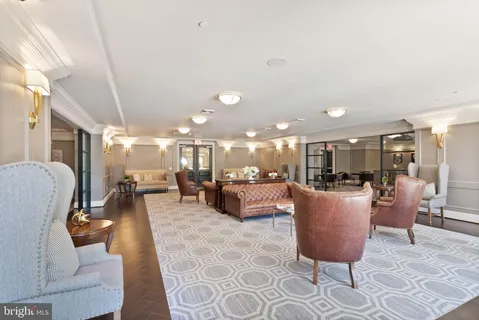$1,025,000 | 6900 Fleetwood Road, Unit 415, McLean, VA 22101