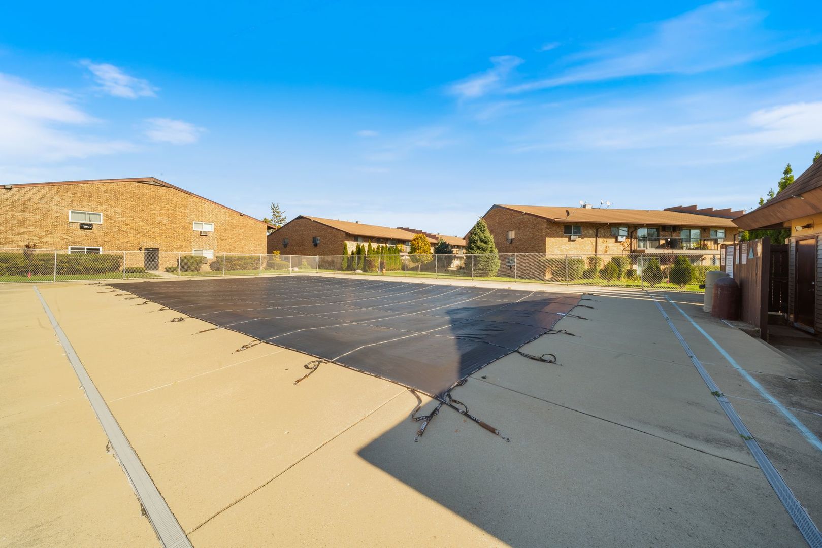 826 East Old Willow Road, Unit 103 Prospect Heights, IL 60070 - Photo 23 of 25 a view of a city