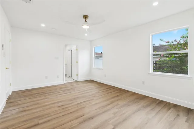 $2,400 | 3112 Primwood Drive, Harvey, LA 70058