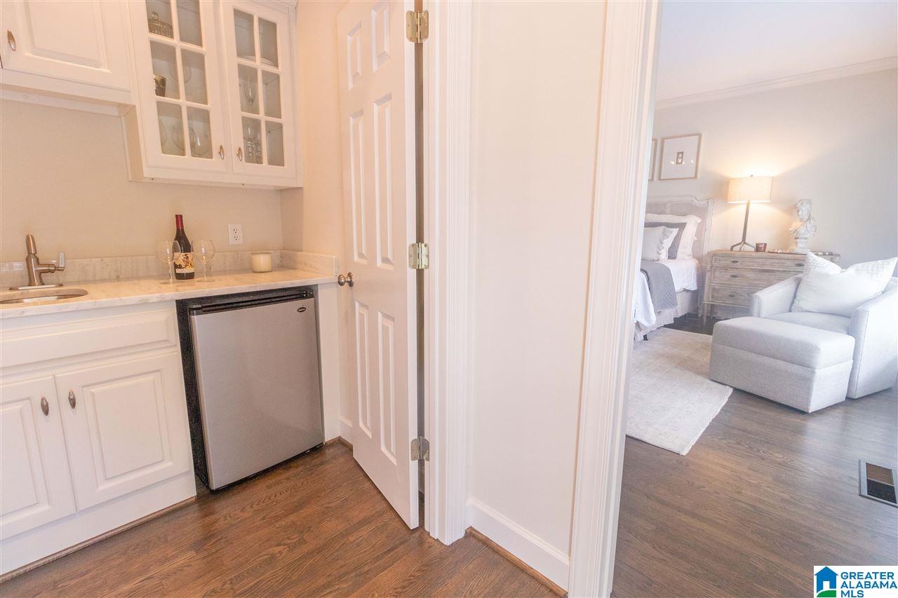 1052 Greymoor Road Birmingham, AL 35242 - Photo 12 of 35