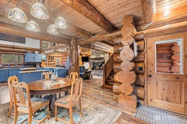 $1,100,000 | 59 Siochanta Drive, Kettle Falls, WA 99141