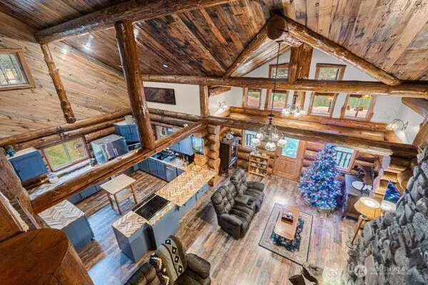 $1,100,000 | 59 Siochanta Drive, Kettle Falls, WA 99141