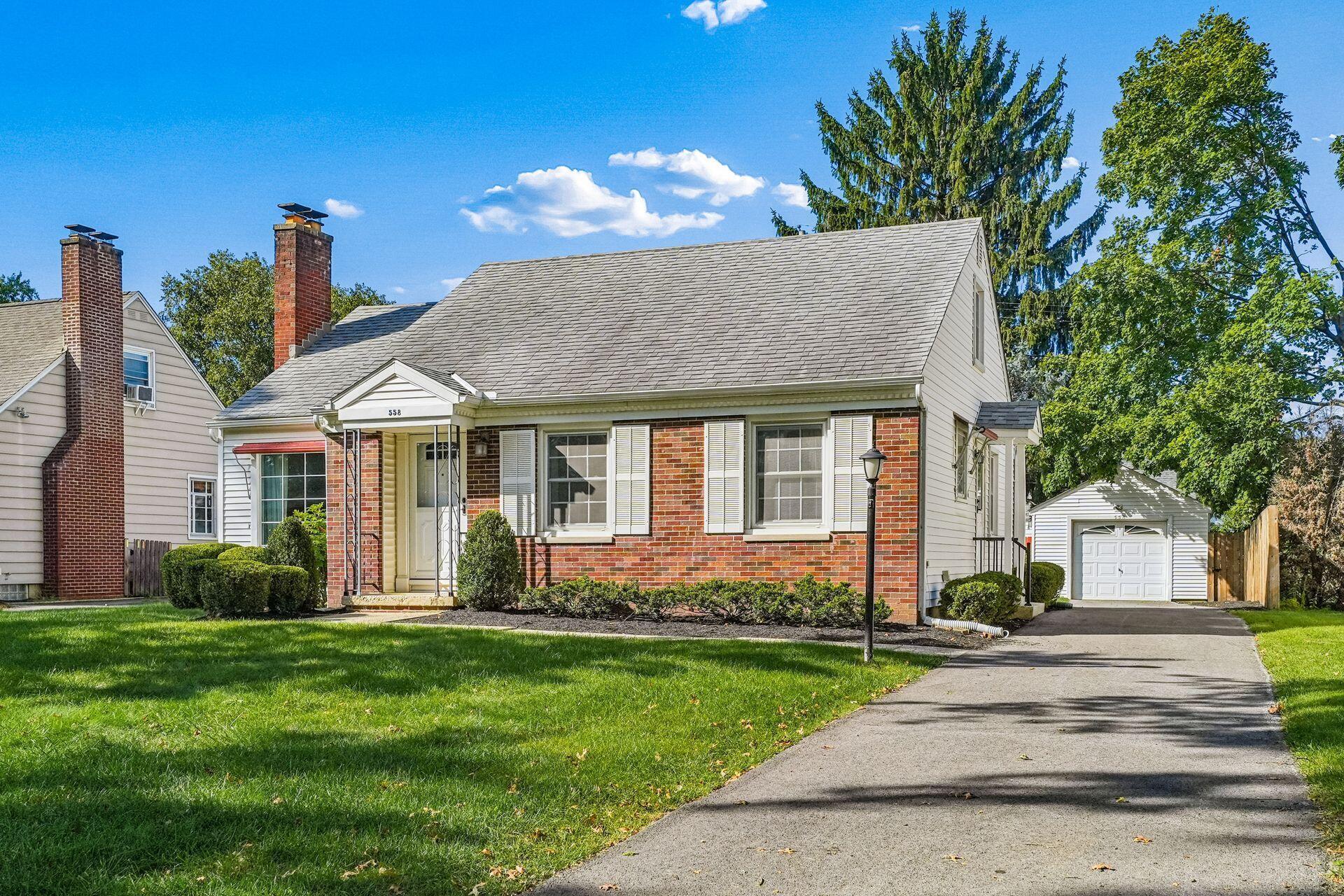 558 Acton Road Columbus, OH 43214 - Photo 2 of 59 558 ACTON ROAD