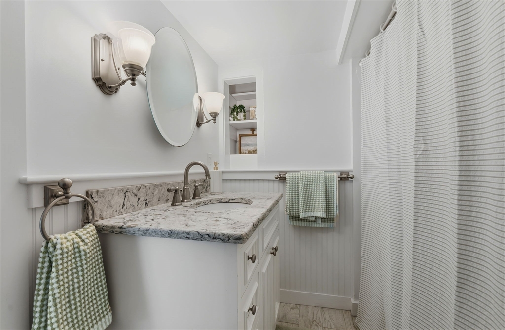 6 Mt Locust Place, Unit 2 Gloucester, MA 01930 - Photo 21 of 39