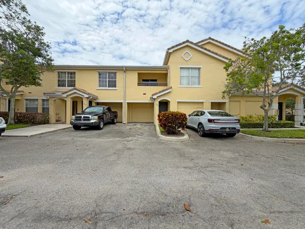 $1,750 | 124 Southwest Peacock Boulevard, Unit 13206, Port St. Lucie, FL 34986