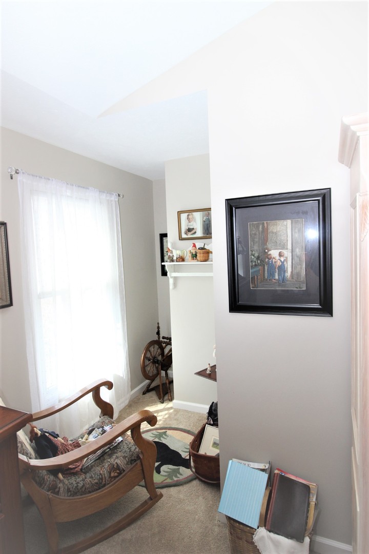 1409 Hull Street Normal, IL 61761 - Photo 17 of 29 a room with furniture and window