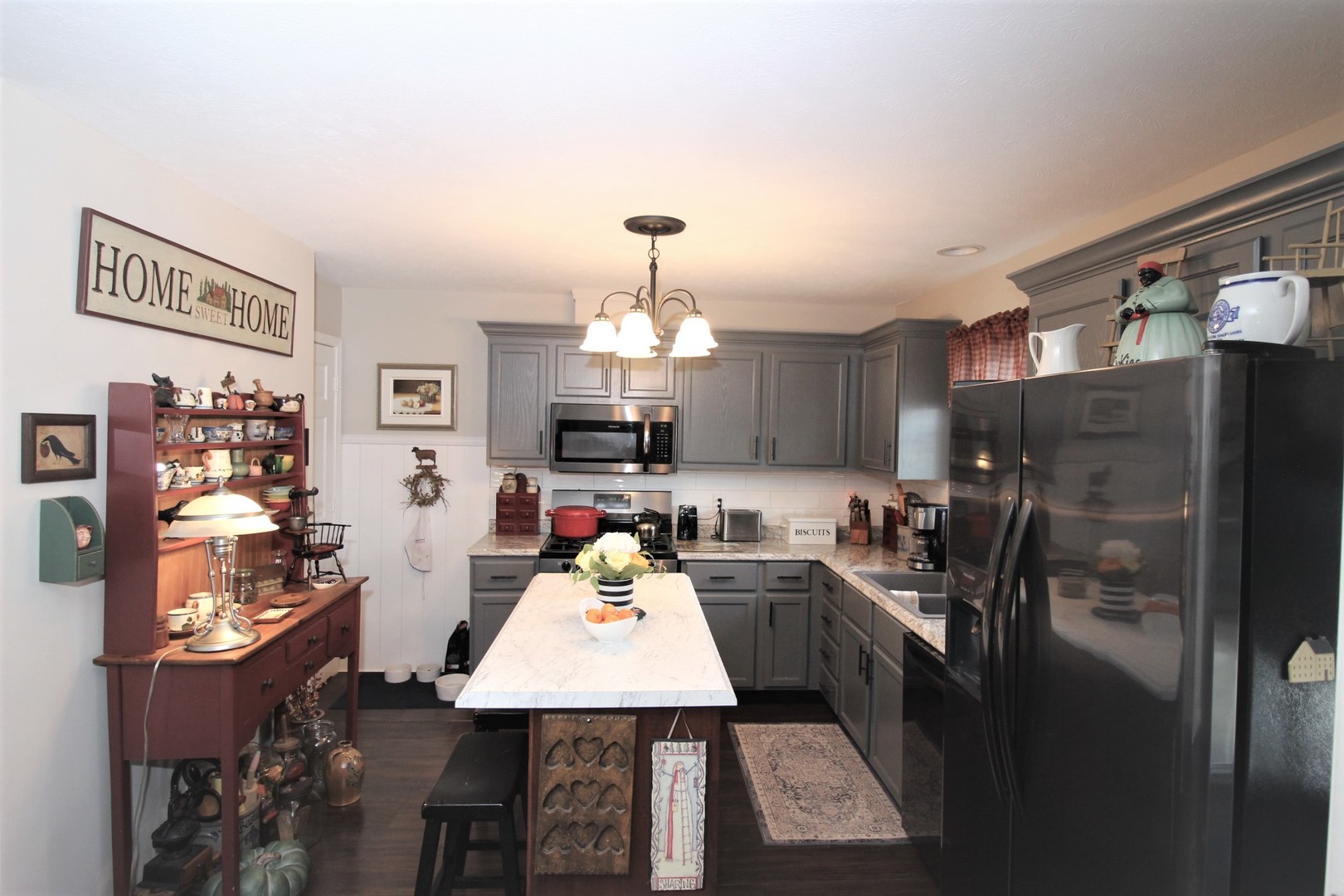 1409 Hull Street Normal, IL 61761 - Photo 4 of 29 a kitchen with refrigerator and window