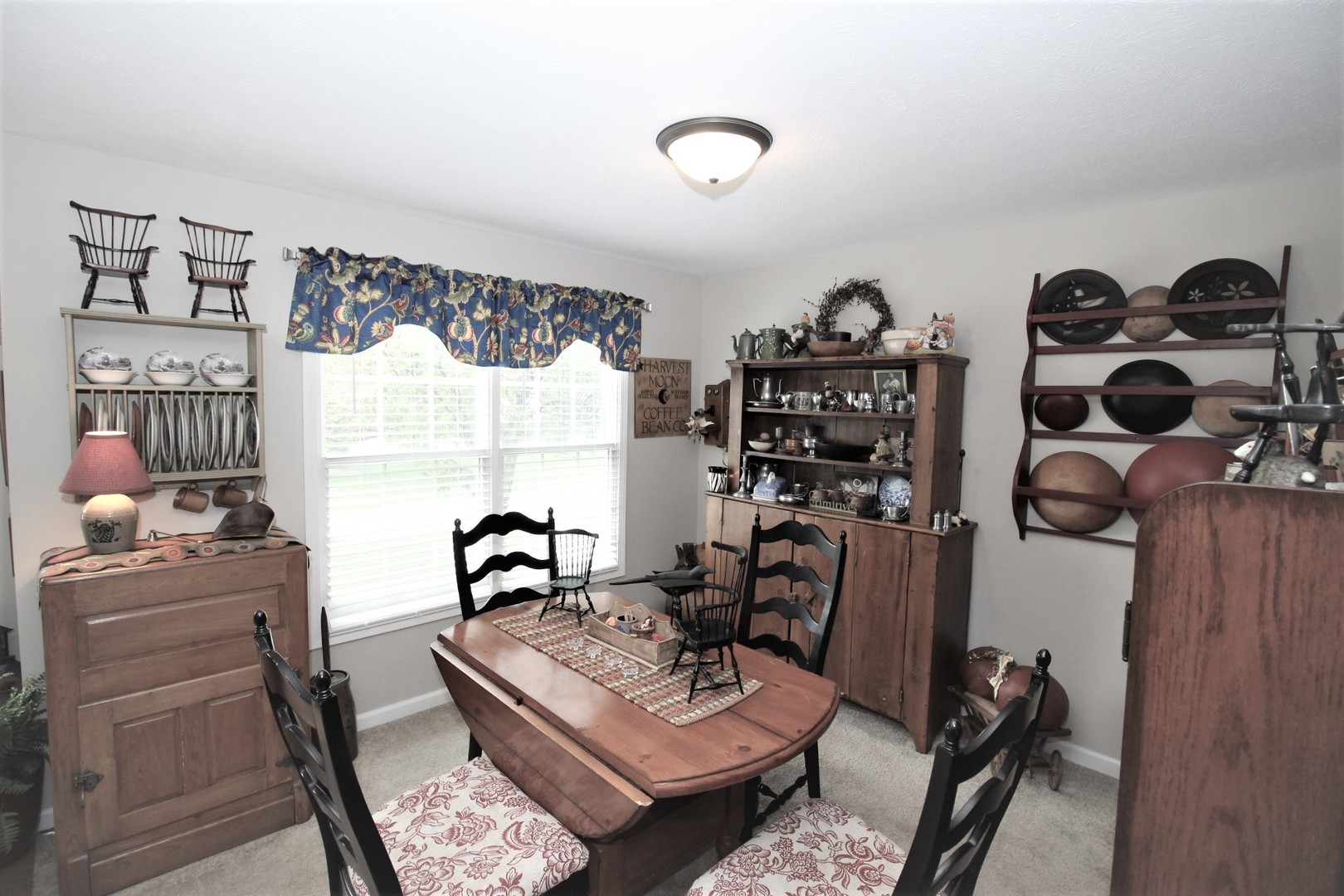 1409 Hull Street Normal, IL 61761 - Photo 6 of 29 a living room with furniture and wooden floor