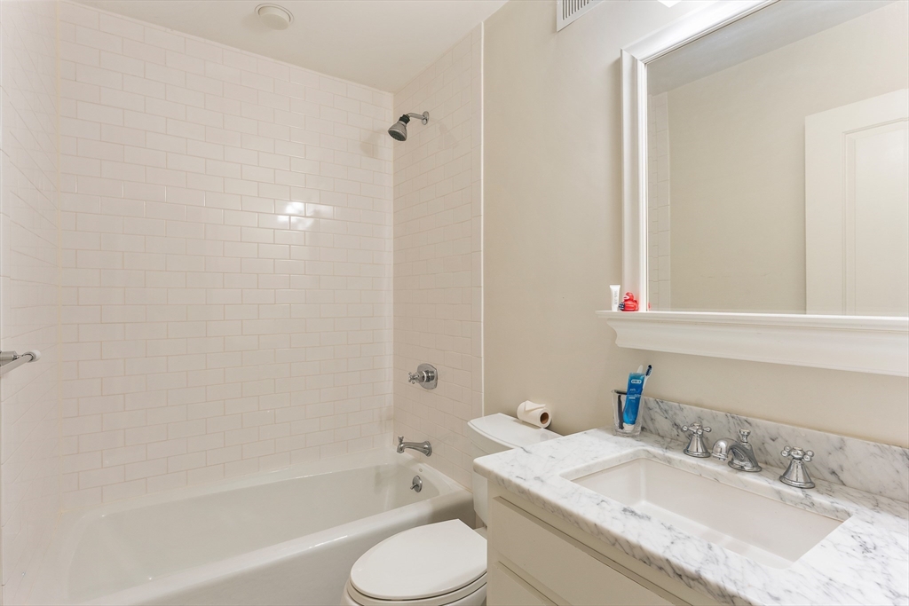 103 Levbert Road, Unit 103 Newton, MA 02459 - Photo 19 of 39