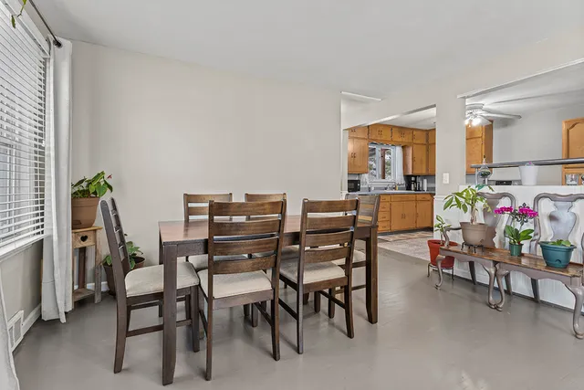 $249,900 | 818 East 11th Street, Lockport, IL 60441