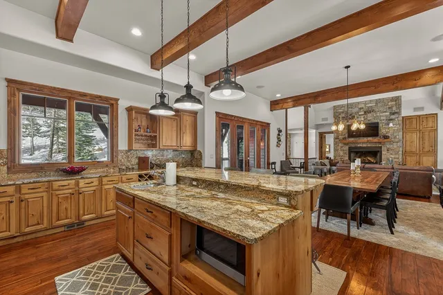 $2,388,000 | 24 Steelhead Court, Donnelly, ID 83615