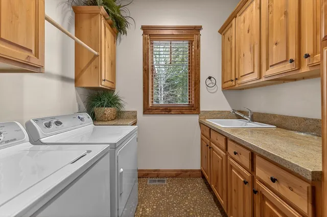 $2,388,000 | 24 Steelhead Court, Donnelly, ID 83615