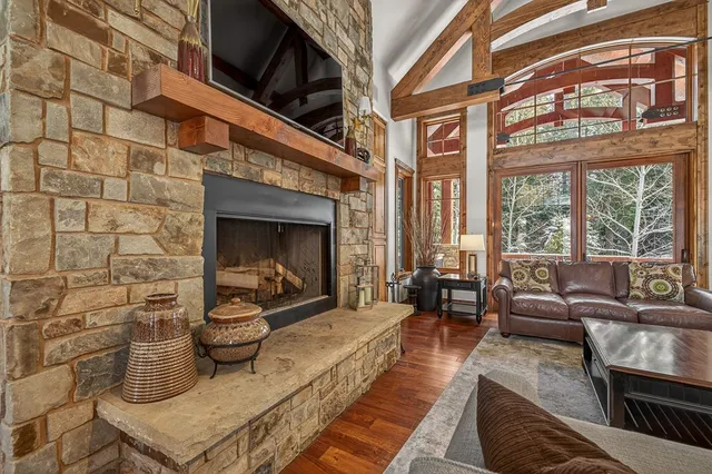 $2,388,000 | 24 Steelhead Court, Donnelly, ID 83615