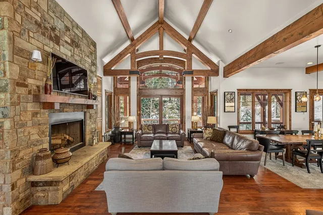 $2,388,000 | 24 Steelhead Court, Donnelly, ID 83615