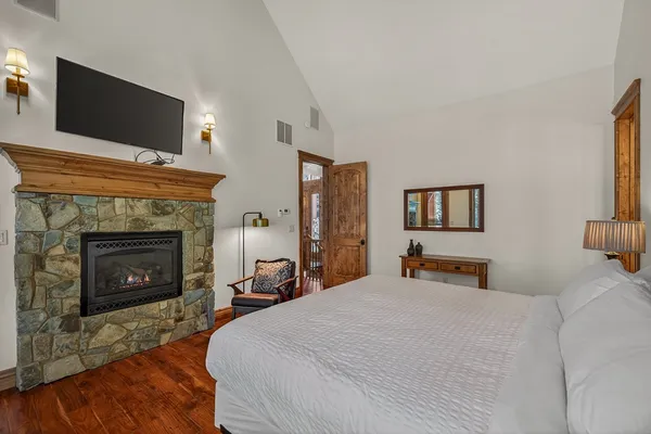 $2,388,000 | 24 Steelhead Court, Donnelly, ID 83615