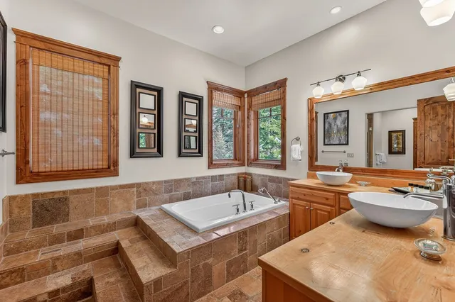 $2,388,000 | 24 Steelhead Court, Donnelly, ID 83615