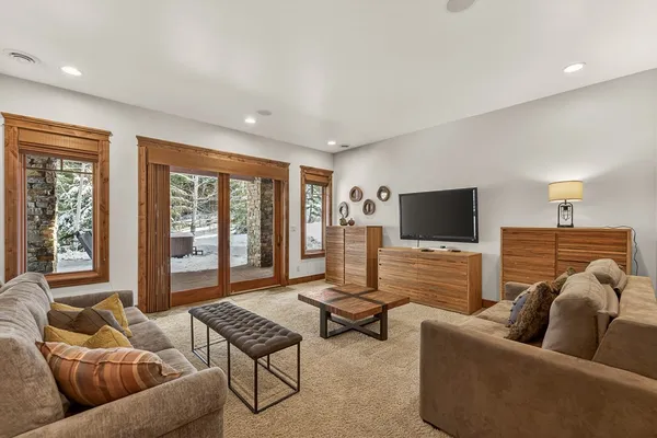 $2,388,000 | 24 Steelhead Court, Donnelly, ID 83615