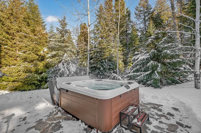 $2,388,000 | 24 Steelhead Court, Donnelly, ID 83615