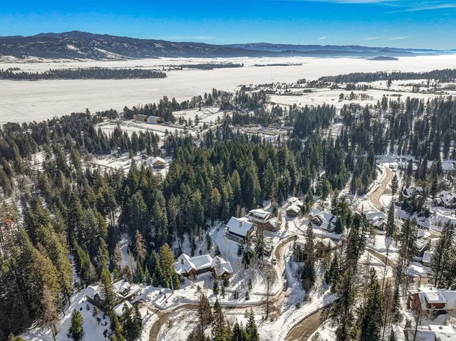 $2,388,000 | 24 Steelhead Court, Donnelly, ID 83615