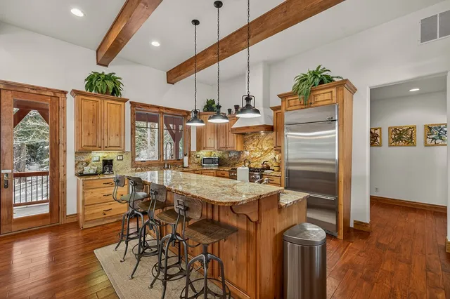 $2,388,000 | 24 Steelhead Court, Donnelly, ID 83615