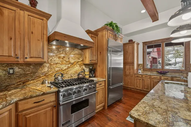 $2,388,000 | 24 Steelhead Court, Donnelly, ID 83615