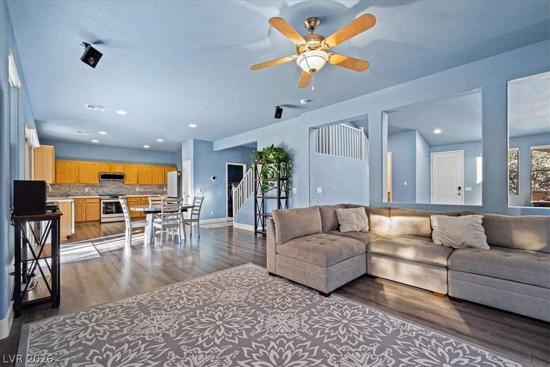 7313 Rietz Canyon Street Las Vegas, NV 89131 - Photo 15 of 54