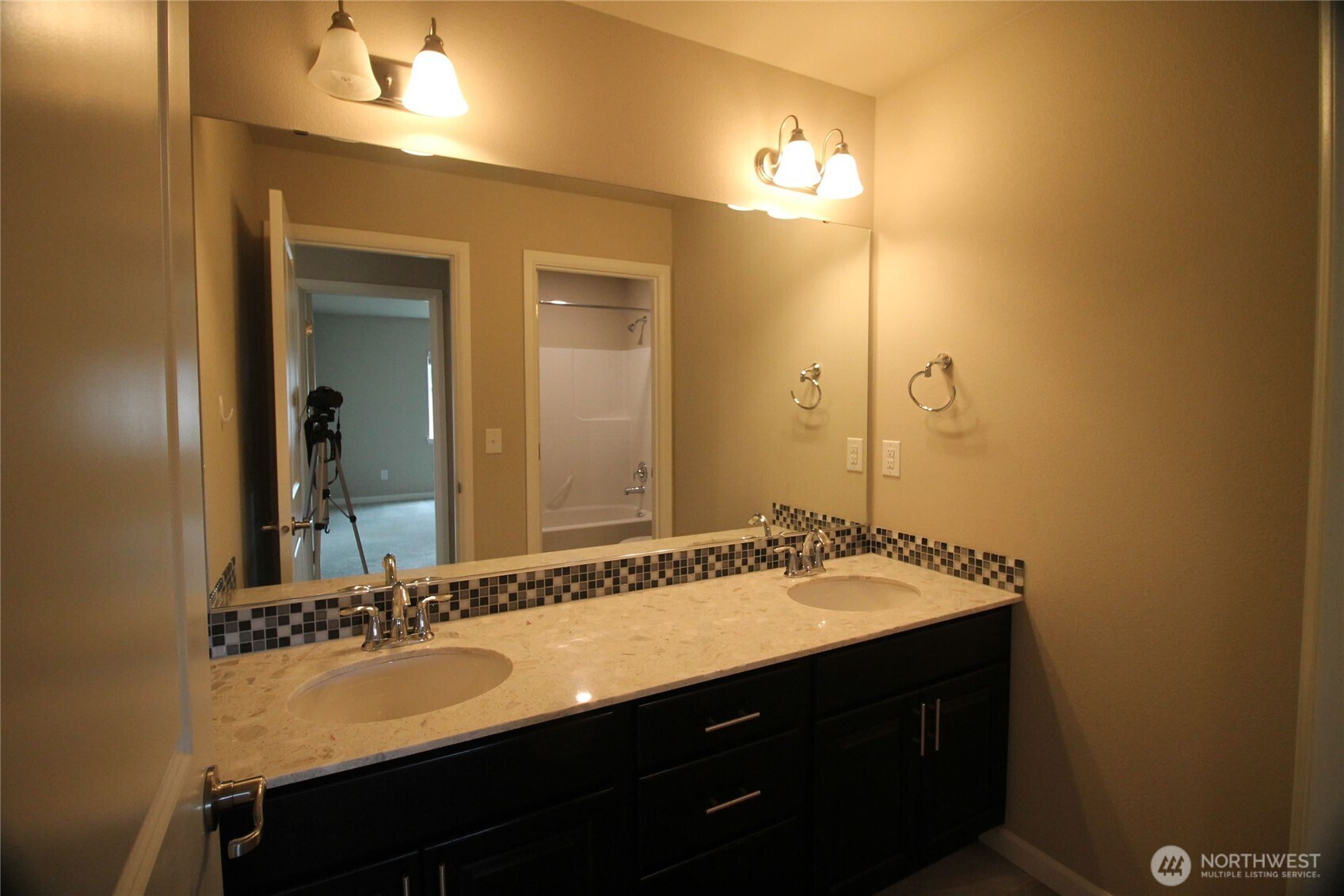 18720 42nd Avenue Southeast Bothell, WA 98012 - Photo 22 of 25