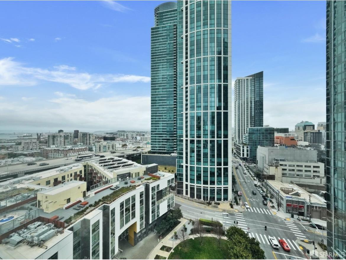 400 Beale Street, Unit 1102 San Francisco, CA 94105 - Photo 19 of 26 a view of city with tall buildings