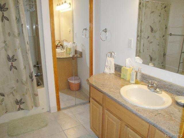 6632 Reside Road Imlay City, MI 48444 - Photo 13 of 20 #13 Full Bath.JPG