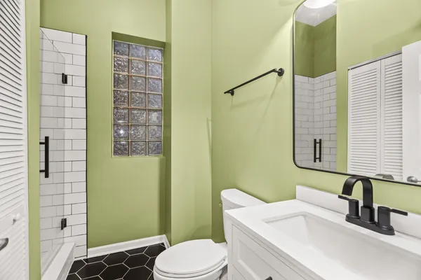 $3,800 | 2625 West Chicago Avenue, Unit 4, Chicago, IL 60622